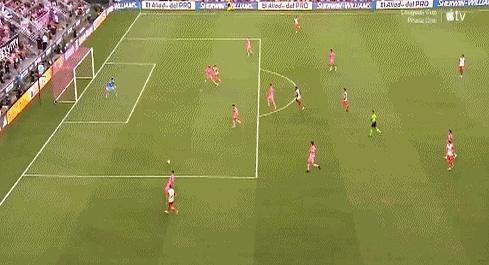 开云体育官网-关于AC米兰险胜波尔图，梅西补时绝平亚洲杯的信息